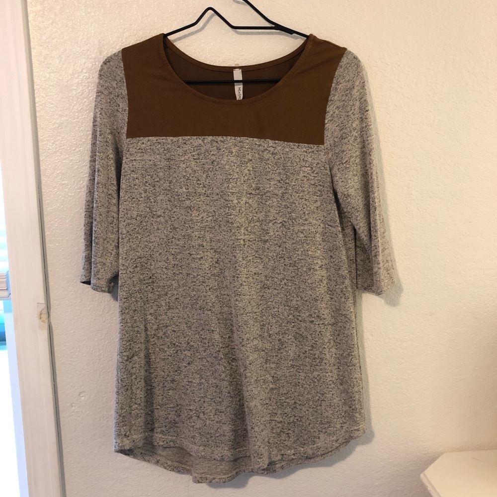 Baseball tee